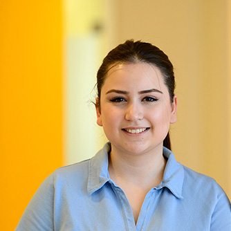 Mitarbeiterin - Praxis Dr. Schneider